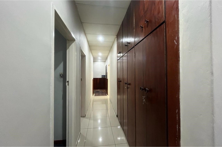 4 Bedroom Property for Sale in Newton Western Cape